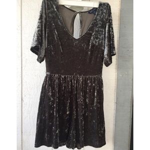 Forsest green velvet romper